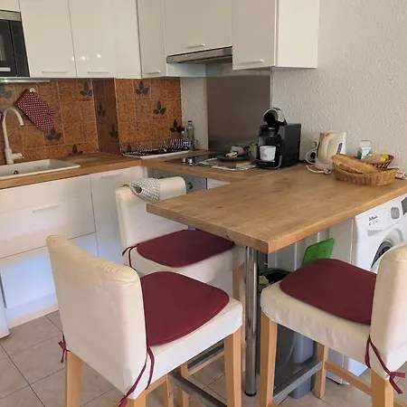 Superbe T2 A 3mn A Pied De La De Cap Long *