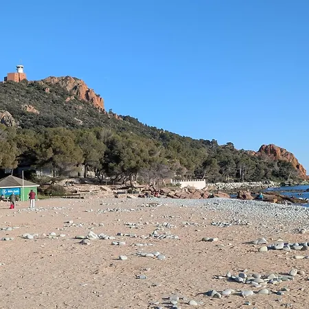 Superbe T2 A 3mn A Pied De La De Cap Long Apartament Saint-Raphaël