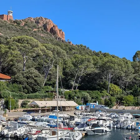 Superbe T2 A 3mn A Pied De La De Cap Long Apartament